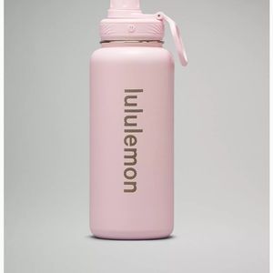 Lululemon sports water bottle